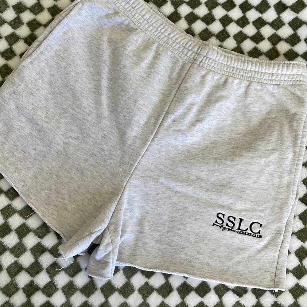 leisure club SWEATSHORTS
